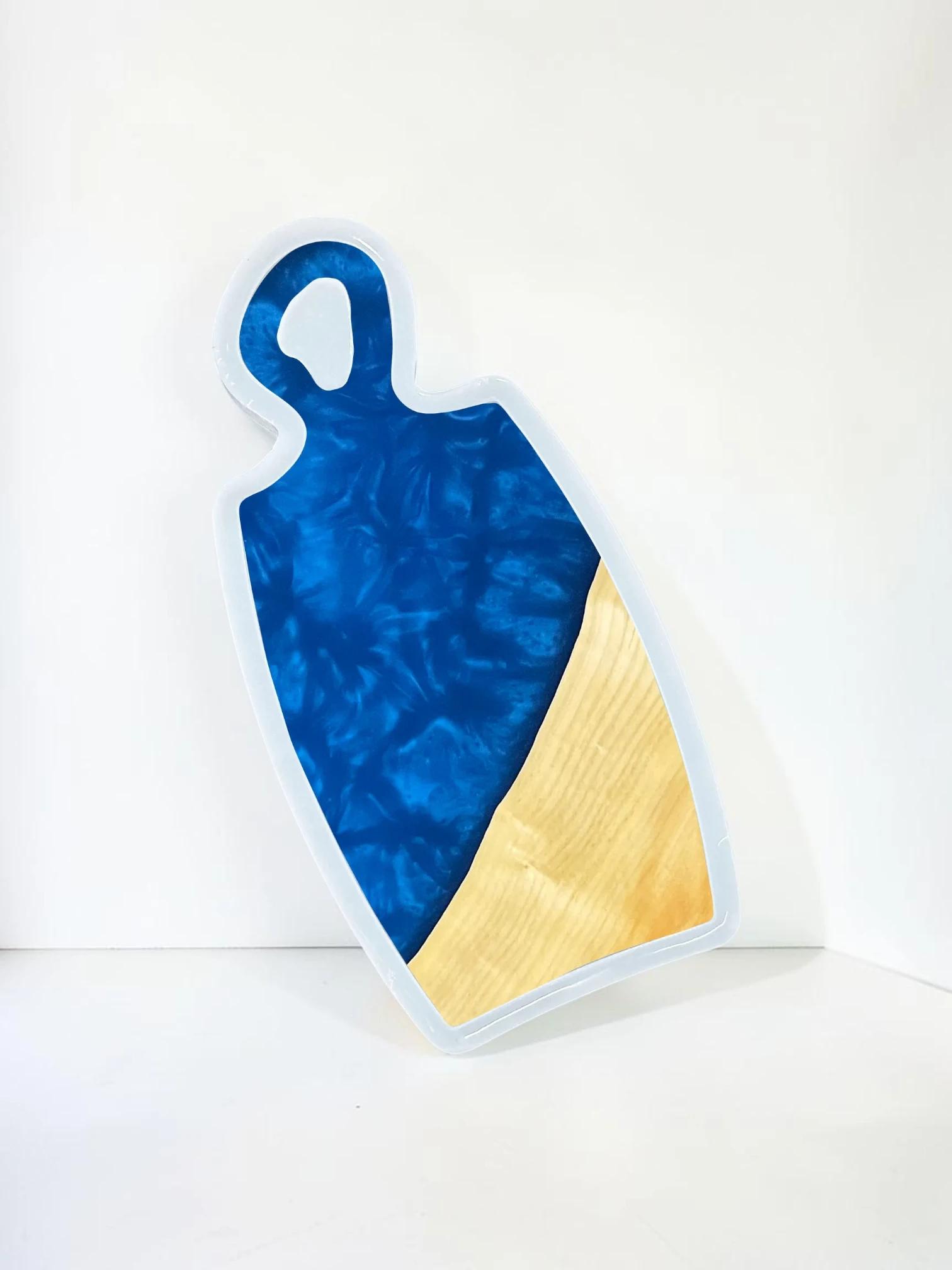 Royalchessset Cheese Board Silicone Mold Flared Organic Platinum Cure 12.0x5.5x0.75 inch - Image 2