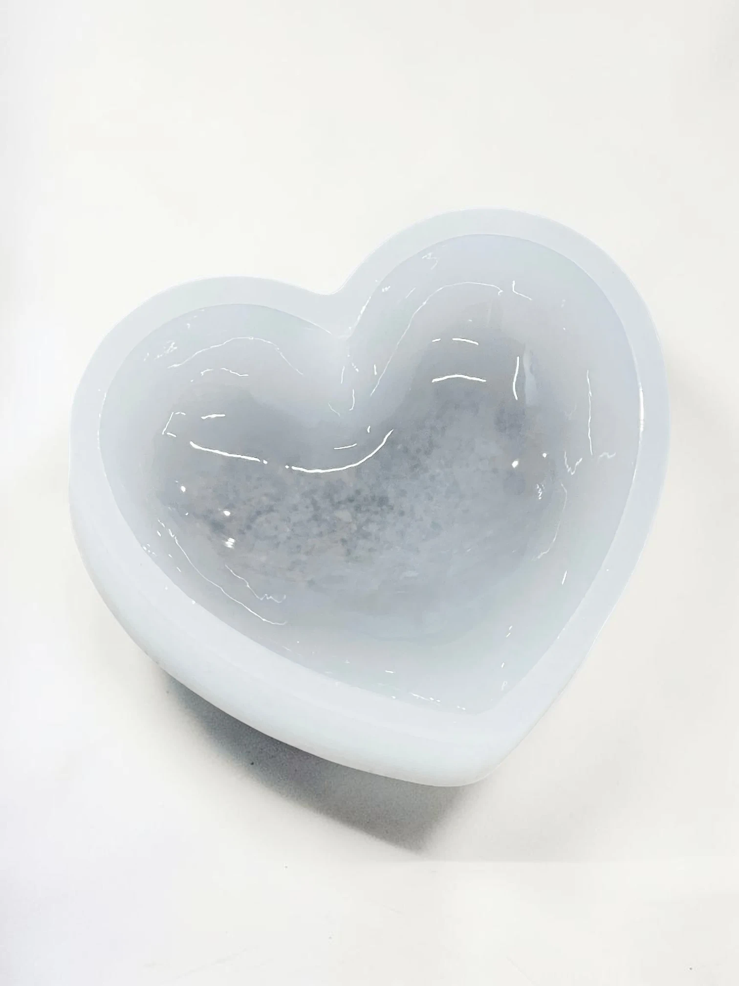 Royalchessset Heart Silicone Mold Rounded 3D Platinum Cure 7.0 x 6.0 x 2.0 inch - Image 2