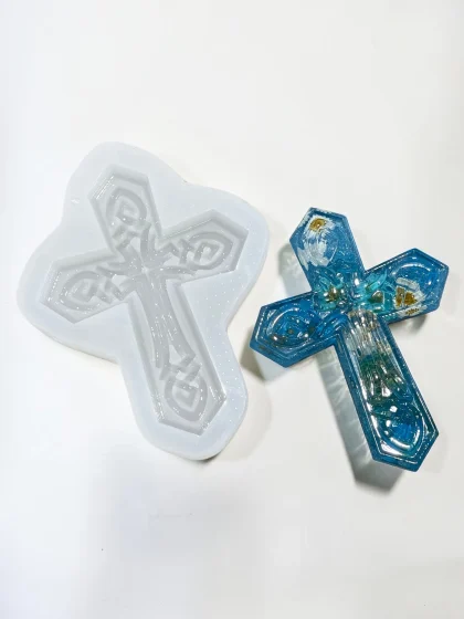 Royalchessset Celtic Cross Silicone Mold Platinum Cure Resin Casting Tray 8x6x1 Inch
