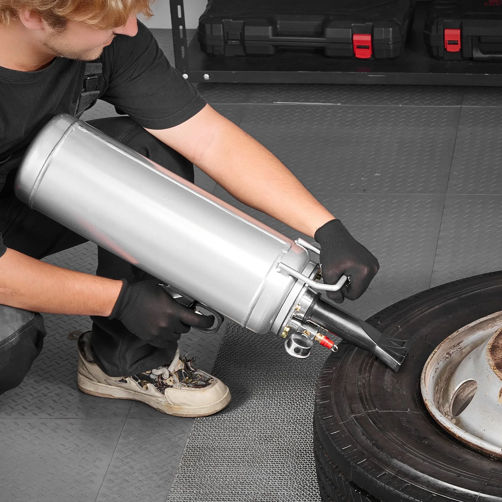 Portable Tire Bead Seater, 2.6 Gal/10 L Air Bead Blaster, Handheld Tire Inflator Tool, 87-116 PSI Operating Pressure, Trigger Seating Inflator for Car, Compact SUV, Light Truck, E-Bike, RV, ATV
